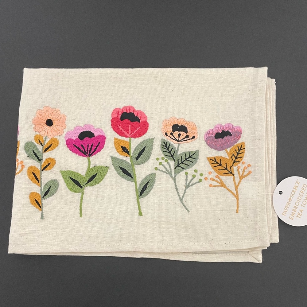 New PAPER SOURCE  Cream Cotton/Linen Flower Embroidered Tea Towel